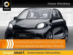 Schwarz Gebraucht 2021 Smart ForFour Electric Drive Passion Limousine | 10.390 € (Fairer Preis)