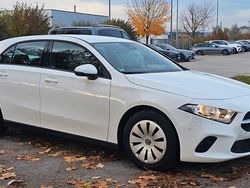 Weiß Gebraucht 2022 Mercedes A180 Limousine | 16.700 € (Guter Preis)