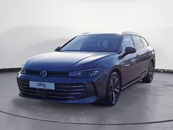 Diabasgrau metallic Gebraucht 2024 VW Passat Business Kombi | 39.920 €