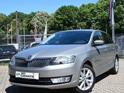 Beige Gebraucht 2014 Skoda Rapid Drive Kombi | 7.989 € (Fairer Preis)