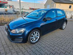 Blau Gebraucht 2013 VW Golf Limousine | 8.200 € (Etwas zu teuer)