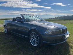 Grau Gebraucht 2002 BMW 325 Cabriolet Cabrio | 6.500 € (Superpreis)