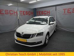 Weiß Gebraucht 2020 Skoda Octavia Kombi | 12.490 € (Guter Preis)