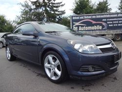 Blau Gebraucht 2007 Opel Astra Cabriolet Cosmo Cabrio | 2.800 € (Fairer Preis)