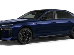 Blau Gebraucht 2024 BMW i7 Comfort Edition Limousine | 144.820 €