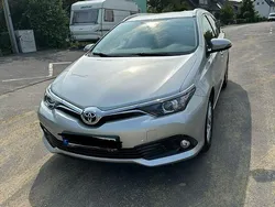 Grau Gebraucht 2018 Toyota Auris Limousine | 14.000 € (Fairer Preis)