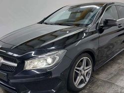 Schwarz Gebraucht 2016 Mercedes CLA200 Shooting Brake AMG line Kombi | 17.990 € (Fairer Preis)