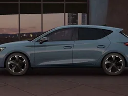 Fjord blau Neu 2025 Cupra Leon Limousine | 32.251 € (Superpreis)