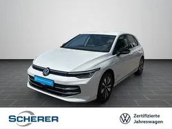 Pure white Gebraucht 2025 VW Golf VIII Goal Limousine | 24.700 € (Superpreis)