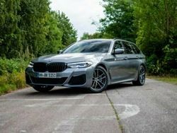 Grau metallic Gebraucht 2020 BMW 520 Kombi | 63.576 €