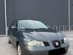 Grau Gebraucht 2006 Seat Ibiza Kleinwagen | 1.400 €