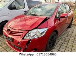 Weiß Gebraucht 2009 Toyota Auris Life Limousine | 3.500 € (Fairer Preis)