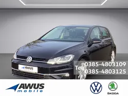 Schwarz / deep black (metallic) Gebraucht 2019 VW Golf VII Highline Limousine | 19.990 € (Fairer Preis)