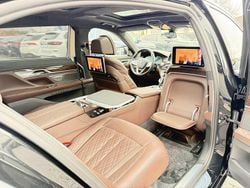 Schwarz Gebraucht 2022 BMW 750L Executive Limousine | 58.800 € (Fairer Preis)