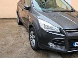 Grau Gebraucht 2014 Ford Kuga Titanium SUV | 7.450 € (Guter Preis)