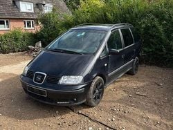 Schwarz Gebraucht 2006 Seat Alhambra Reference Van / Kleinbus | 1.650 € (Guter Preis)