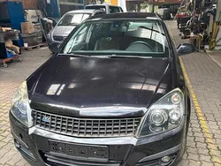 Schwarz Gebraucht 2006 Opel Astra OPC Limousine | 2.500 € (Guter Preis)
