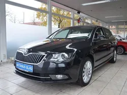 Schwarz Gebraucht 2014 Skoda Superb Exclusive Limousine | 13.490 € (Teuer)
