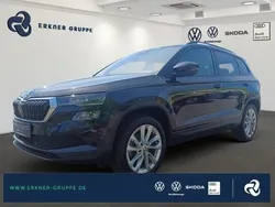 Schwarzmagic perleffekt Gebraucht 2022 Skoda Karoq Style SUV | 21.799 €
