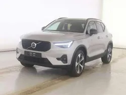 Silver dawn Gebraucht 2025 Volvo XC40 Plus SUV | 39.890 € (Fairer Preis)