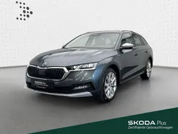 Grau Gebraucht 2021 Skoda Octavia Scout Kombi | 30.999 € (Fairer Preis)