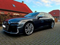 Grau Gebraucht 2021 Audi S6 Ambiente Kombi | 51.900 € (Fairer Preis)