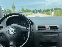 Grau Gebraucht 2005 Skoda Fabia Kleinwagen | 999 € (Guter Preis)