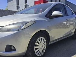 Silber Gebraucht 2008 Mazda 2 Limousine | 1.290 € (Fairer Preis)