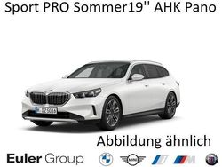 Weiss Gebraucht 2025 BMW 520 M Sport Kombi | 51.333 € (Superpreis)