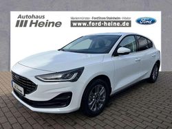 Frozen white Gebraucht 2023 Ford Focus Style Limousine | 22.950 € (Fairer Preis)
