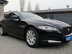 Schwarz Gebraucht 2017 Jaguar XF Pure Limousine | 10.990 € (Superpreis)
