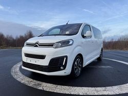 Weiß Gebraucht 2018 Citroën Spacetourer Van / Kleinbus | 11.470 € (Guter Preis)