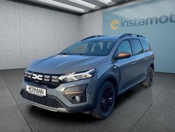 Grau Gebraucht 2025 Dacia Jogger Van / Kleinbus | 24.199 € (Fairer Preis)