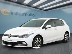 Weiß Gebraucht 2022 VW Golf VIII Kleinwagen | 24.049 € (Guter Preis)
