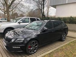 Schwarz Gebraucht 2019 Skoda Octavia RS Kombi | 20.000 € (Teuer)