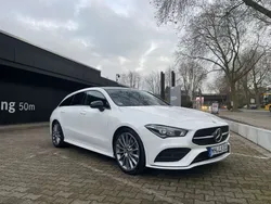 Weiß Gebraucht 2020 Mercedes CLA200 Shooting Brake Kombi | 34.000 € (Teuer)