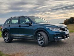 Grün Gebraucht 2021 VW Tiguan Elegance SUV | 30.290 € (Superpreis)