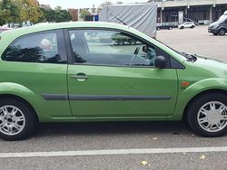 Grün Gebraucht 2006 Ford Fiesta Kleinwagen | 1.600 € (Fairer Preis)