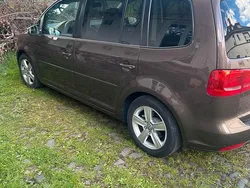 Gebraucht 2011 VW Touran Van / Kleinbus | 6.150 € (Fairer Preis)