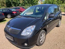 Schwarz Gebraucht 2003 Toyota Corolla Verso Van / Kleinbus | 2.999 € (Teuer)