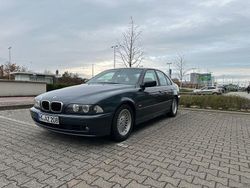 Grün Gebraucht 2002 BMW 520 M Sport Limousine | 5.500 € (Etwas zu teuer)