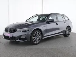 Mineralgrau Gebraucht 2021 BMW 320e M Sport Limousine | 29.654 € (Fairer Preis)