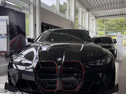 Black sapphire Neu 2025 BMW M4 Performance Coupé | 136.990 € (Guter Preis)