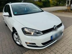 Weiß Gebraucht 2014 VW Golf VII Kombi | 7.299 € (Fairer Preis)