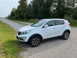 Weiß Gebraucht 2014 Kia Sportage FIFA World Cup Edition SUV | 10.999 € (Etwas zu teuer)