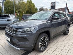 Grau Neu 2025 Jeep Compass Altitude SUV | 34.900 € (Teuer)