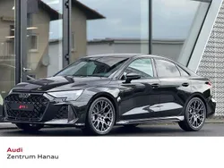 Grün Neu 2025 Audi RS3 Sport Kleinwagen | 85.945 €