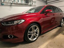 Rot Gebraucht 2015 Ford Mondeo Titanium Kombi | 10.850 € (Teuer)