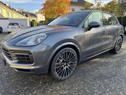 Quarzitgraumetallic Gebraucht 2020 Porsche Cayenne S SUV | 77.000 € (Etwas zu teuer)