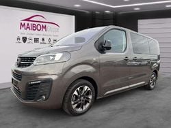 Platinumgrau Gebraucht 2023 Opel Zafira Tourer Van / Kleinbus | 38.950 €